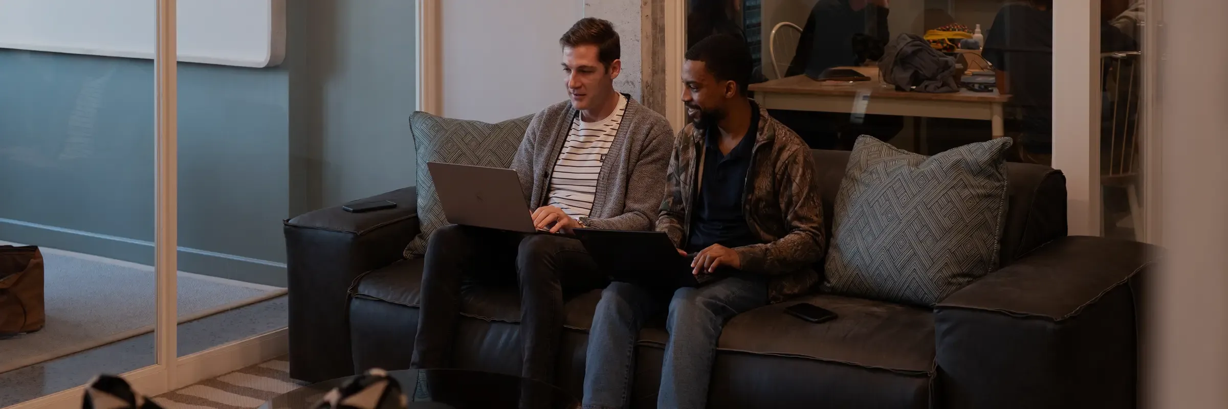 Rich media background image